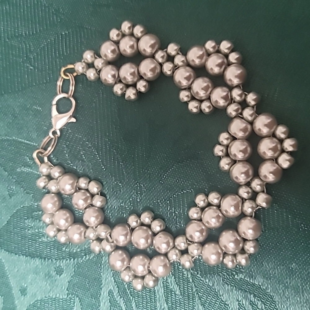 Handmade Silver and Gray Pearl Bracelet - 7 Inches - Picture 8 of 8